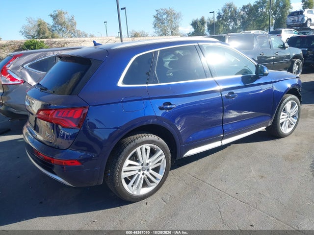 46367090 :رقم المزاد ، WA1BNAFY8J2025791 vin ، 2018 Audi Q5 2.0t Premium/2.0t Tech Premium مزاد بيع