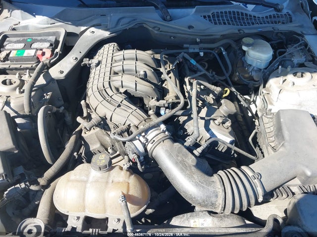 Ford Mustang V6 2015 1FA6P8AM7F5319063 Image 10