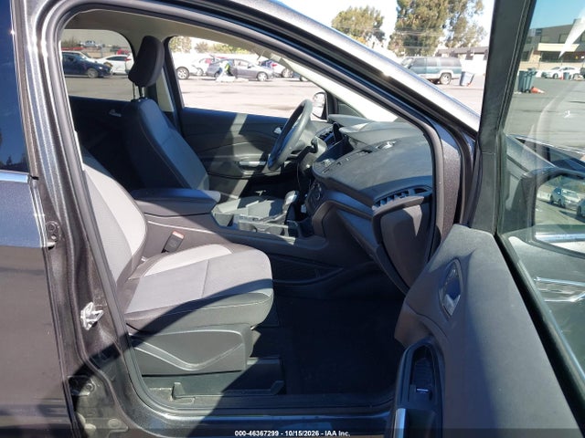 2019 Ford Escape Se მანქანა იყიდება აუქციონზე, vin: 1FMCU0GD2KUC06034, აუქციონის ნომერი: 46367299