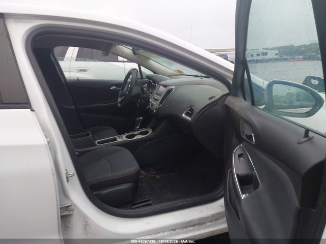 46367436 :رقم المزاد ، 1G1BC5SM4H7210836 vin ، 2017 Chevrolet Cruze Ls Auto مزاد بيع