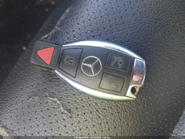2013 Mercedes-benz C 300 Sport 4matic მანქანა იყიდება აუქციონზე, vin: WDDGF8AB9DG139509, აუქციონის ნომერი: 46367476