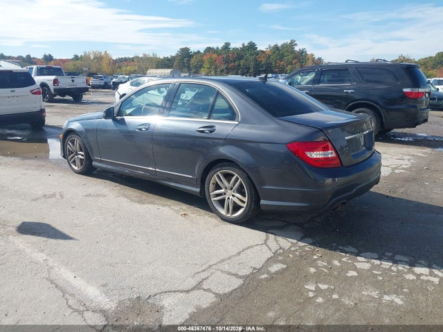 2013 Mercedes-benz C 300 Sport 4matic მანქანა იყიდება აუქციონზე, vin: WDDGF8AB9DG139509, აუქციონის ნომერი: 46367476