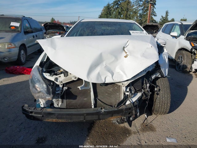 2T1BURHEXGC705860 Toyota COROLLA LE
