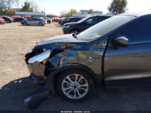 Продаж на аукціоні авто 2017 Ford Escape Se, vin: 1FMCU9G99HUD29662, номер лоту: 46367594