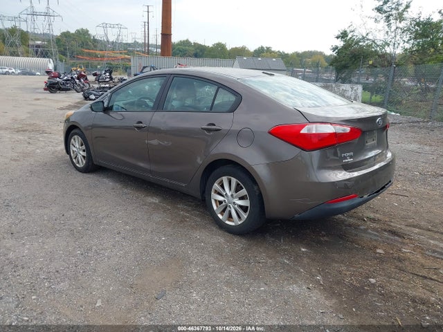 KIA FORTE LX 2014 KNAFX4A68E5139137 Image 3