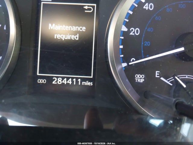 46367858 :رقم المزاد ، 5TDBZRFHXJS872376 vin ، 2018 Toyota Highlander Le Plus مزاد بيع