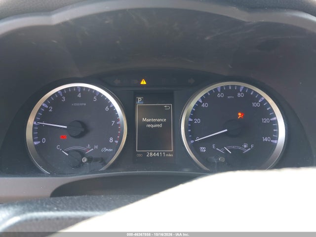 46367858 :رقم المزاد ، 5TDBZRFHXJS872376 vin ، 2018 Toyota Highlander Le Plus مزاد بيع