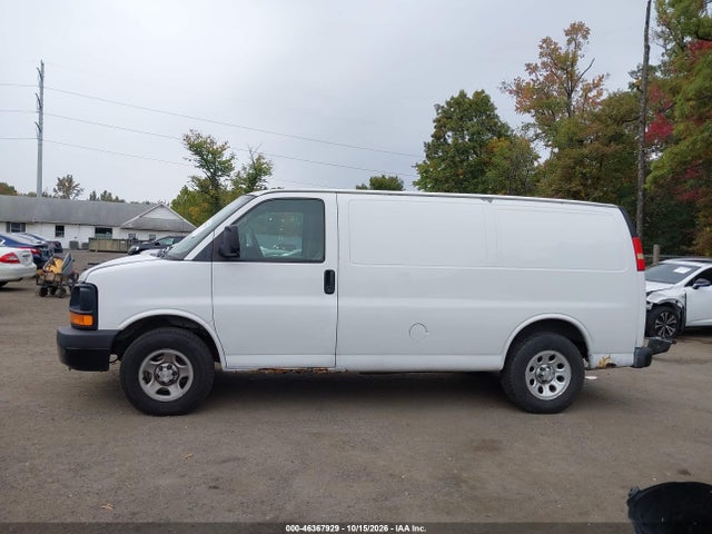 2006 Chevrolet Express Work Van მანქანა იყიდება აუქციონზე, vin: 1GCFG15X461271955, აუქციონის ნომერი: 46367929