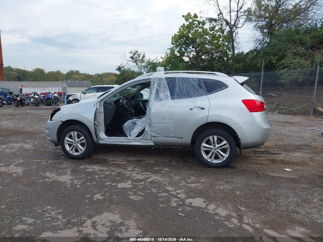 Aukcja sprzedaży 2015 Nissan Rogue Select S, vin: JN8AS5MVXFW258389, numer aukcji: 46368018