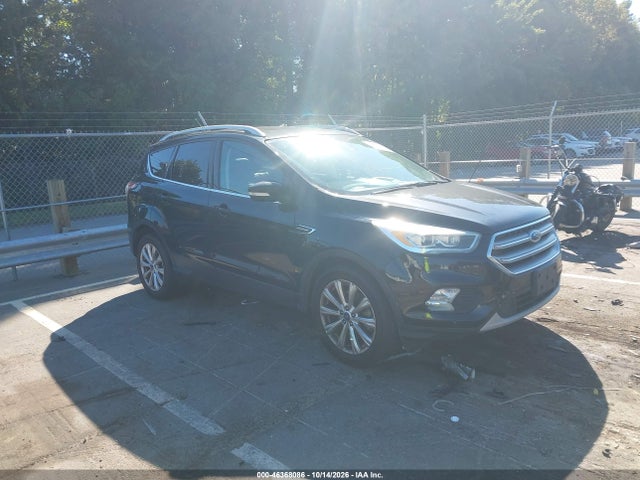 2017 Ford Escape Titanium მანქანა იყიდება აუქციონზე, vin: 1FMCU0J98HUA27137, აუქციონის ნომერი: 46368086