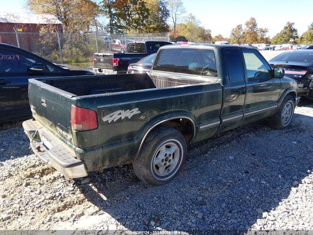 Aukcja sprzedaży 2002 Chevrolet S-10 Ls, vin: 1GCDT19W628171880, numer aukcji: 46368124