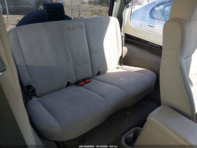 46368308 :رقم المزاد ، 1J4FA59SX4P801597 vin ، 2004 Jeep Wrangler Sahara مزاد بيع