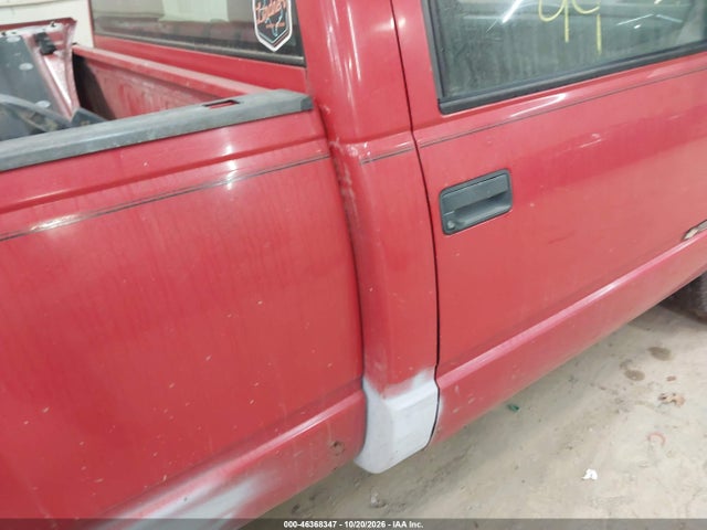 Продажа на аукционе авто 1994 Chevrolet Gmt-400 C1500, vin: 1GCEC14Z8RZ238506, номер лота: 46368347