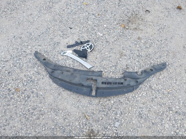 2016 Toyota Camry Le მანქანა იყიდება აუქციონზე, vin: 4T4BF1FK3GR584243, აუქციონის ნომერი: 46368835