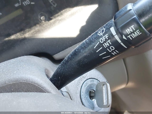 46369041 :رقم المزاد ، 1NXBR12E82Z618669 vin ، 2002 Toyota Corolla Le مزاد بيع