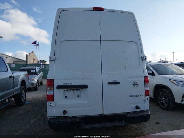 46369456 :رقم المزاد ، 1N6BF0LY9JN809586 vin ، 2018 Nissan Nv Cargo Nv2500 Hd Sv V6 مزاد بيع