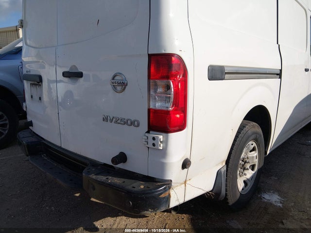 46369456 :رقم المزاد ، 1N6BF0LY9JN809586 vin ، 2018 Nissan Nv Cargo Nv2500 Hd Sv V6 مزاد بيع