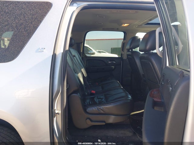 2010 Chevrolet Suburban 1500 Lt1 მანქანა იყიდება აუქციონზე, vin: 1GNUKJE32AR245990, აუქციონის ნომერი: 46369804