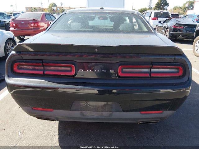 Продаж на аукціоні авто 2018 Dodge Challenger Sxt, vin: 2C3CDZAGXJH131150, номер лоту: 46369837