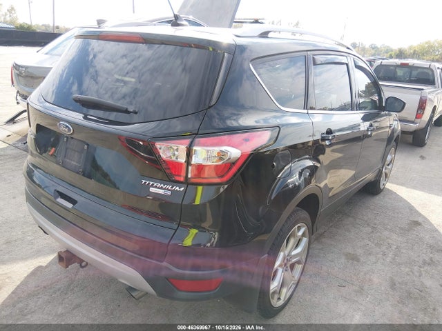 2018 Ford Escape Titanium მანქანა იყიდება აუქციონზე, vin: 1FMCU9J93JUB07214, აუქციონის ნომერი: 46369967