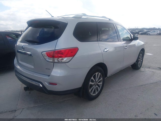 46370022 :رقم المزاد ، 5N1AR2MM4FC678207 vin ، 2015 Nissan Pathfinder S مزاد بيع