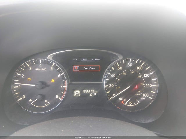 46370022 :رقم المزاد ، 5N1AR2MM4FC678207 vin ، 2015 Nissan Pathfinder S مزاد بيع