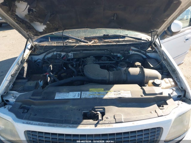 46370238 :رقم المزاد ، 1FMPU18L81LA93384 vin ، 2001 Ford Expedition Eddie Bauer مزاد بيع