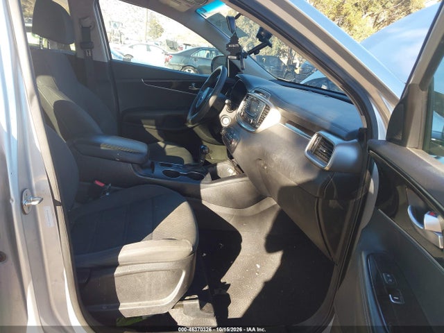 KIA Sorento 3.3l Lx 2017 5XYPG4A57HG311992 Image 5