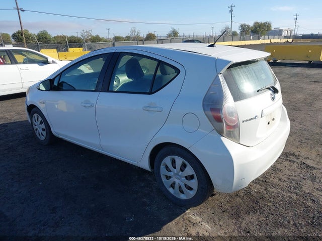 2012 Toyota Prius C Two მანქანა იყიდება აუქციონზე, vin: JTDKDTB37C1502542, აუქციონის ნომერი: 46370533
