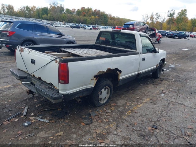 1997 Chevrolet C1500 Fleetside მანქანა იყიდება აუქციონზე, vin: 1GCEC14W1VZ166354, აუქციონის ნომერი: 46370599