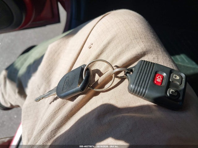 Продажа на аукционе авто 2007 Ford Escape Limited, vin: 1FMYU94157KA61997, номер лота: 46370874