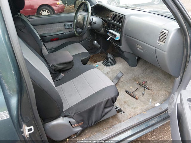 46370908 :رقم المزاد ، 4TAVL52N4TZ154211 vin ، 1996 Toyota Tacoma Xtracab مزاد بيع