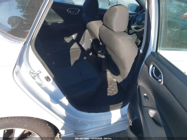 2017 Nissan Sentra Sr მანქანა იყიდება აუქციონზე, vin: 3N1AB7APXHY400929, აუქციონის ნომერი: 46370962