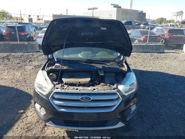 Продаж на аукціоні авто 2017 Ford Escape Se, vin: 1FMCU0GD9HUD58367, номер лоту: 46371305