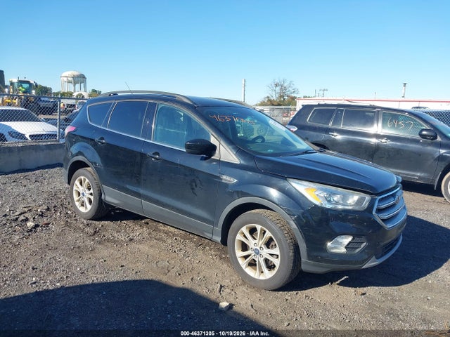Продаж на аукціоні авто 2017 Ford Escape Se, vin: 1FMCU0GD9HUD58367, номер лоту: 46371305