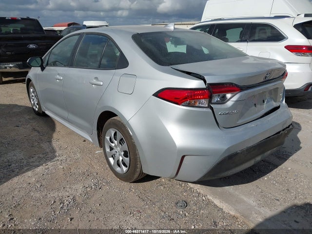Toyota COROLLA LE 2026 5YFB4MDE3TP483391 Image 3