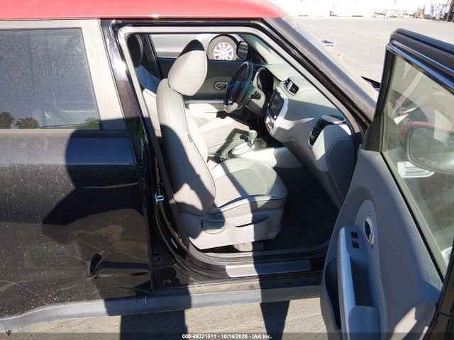 Продаж на аукціоні авто 2015 Kia Soul Ev +, vin: KNDJX3AE9F7002891, номер лоту: 46371511