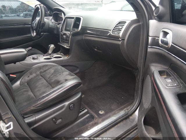 46371550 :رقم المزاد ، 1C4RJFLG6HC603819 vin ، 2017 Jeep Grand Cherokee Trailhawk 4x4 مزاد بيع