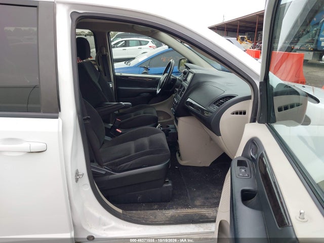 46371555 :رقم المزاد ، 2C4RDGBGXJR254885 vin ، 2018 Dodge Grand Caravan Se مزاد بيع