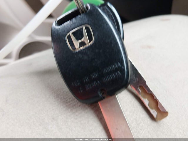 46371757 :رقم المزاد ، 19XFA4F54AE000402 vin ، 2010 Honda Civic Gx مزاد بيع