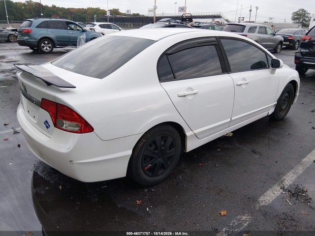 46371757 :رقم المزاد ، 19XFA4F54AE000402 vin ، 2010 Honda Civic Gx مزاد بيع
