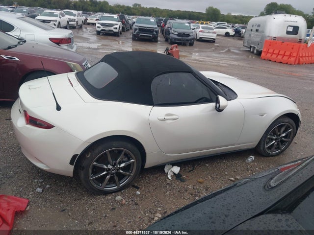 Продажа на аукционе авто 2022 Mazda Mx-5 Miata Grand Touring, vin: JM1NDAD72N0508744, номер лота: 46371927