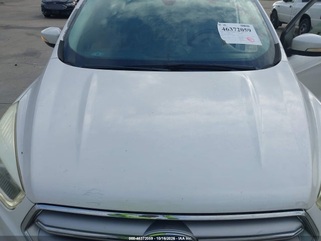 1FMCU0JD3HUE93465 Ford Escape Titanium