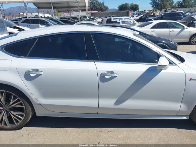WAU23AFC2JN002082 Audi A7 3.0t Premium Plus