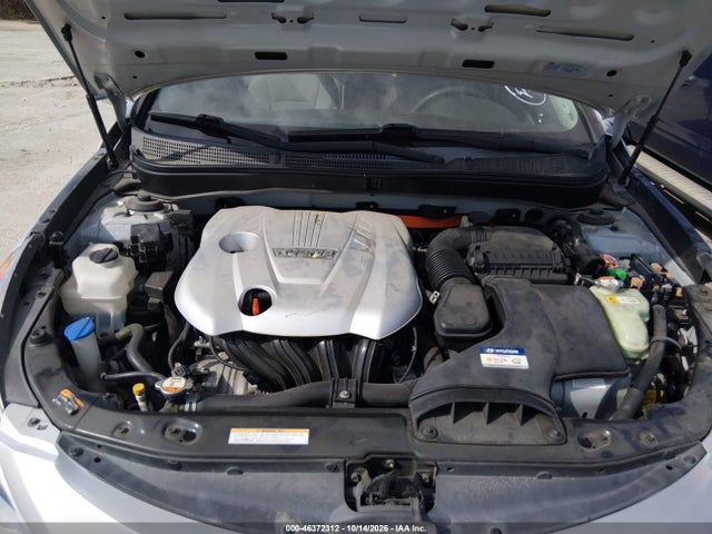 2015 Hyundai Sonata Hybrid მანქანა იყიდება აუქციონზე, vin: KMHEC4A47FA128675, აუქციონის ნომერი: 46372312