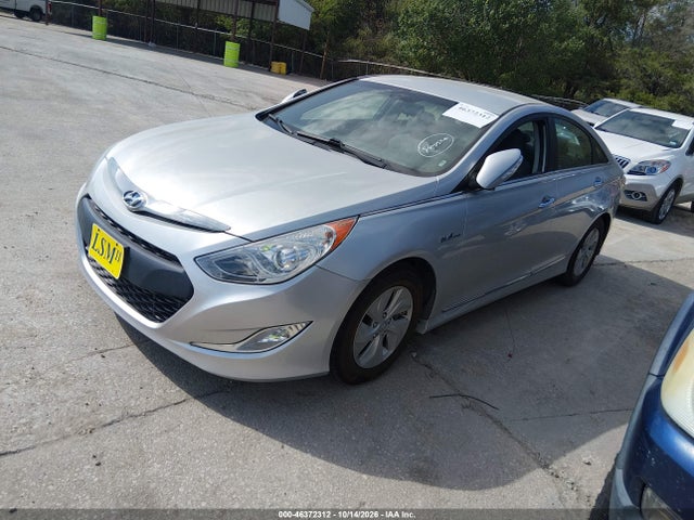 2015 Hyundai Sonata Hybrid მანქანა იყიდება აუქციონზე, vin: KMHEC4A47FA128675, აუქციონის ნომერი: 46372312