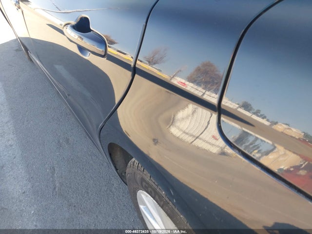 46372435 :رقم المزاد ، 4T1B11HK8KU737861 vin ، 2019 Toyota Camry Le مزاد بيع