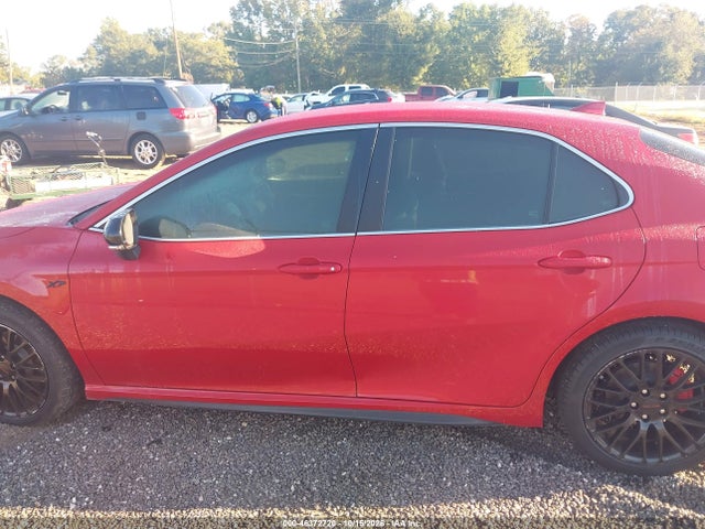 46372720 :رقم المزاد ، 4T1B11HKXKU207228 vin ، 2019 Toyota Camry Se مزاد بيع