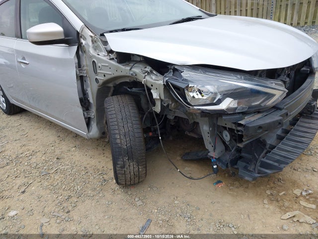 2018 Nissan Sentra S მანქანა იყიდება აუქციონზე, vin: 3N1AB7AP2JY245704, აუქციონის ნომერი: 46372903