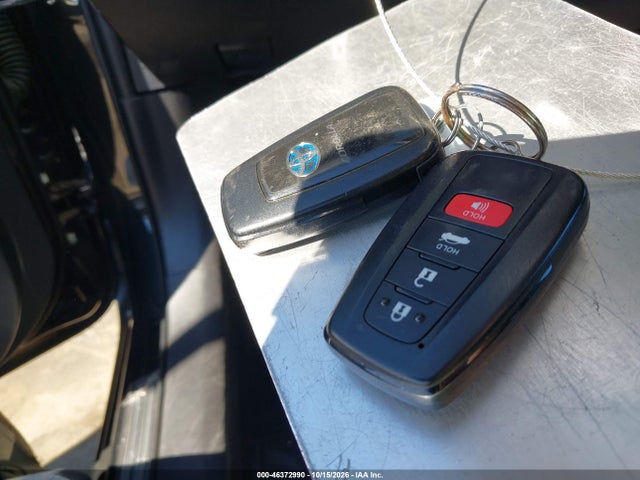 JTDEAMDE1NJ051749 Toyota Corolla Hybrid Le